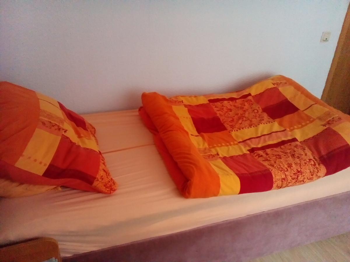 Monteurhotel Garni Alter Olper Hof 林德拉 外观 照片