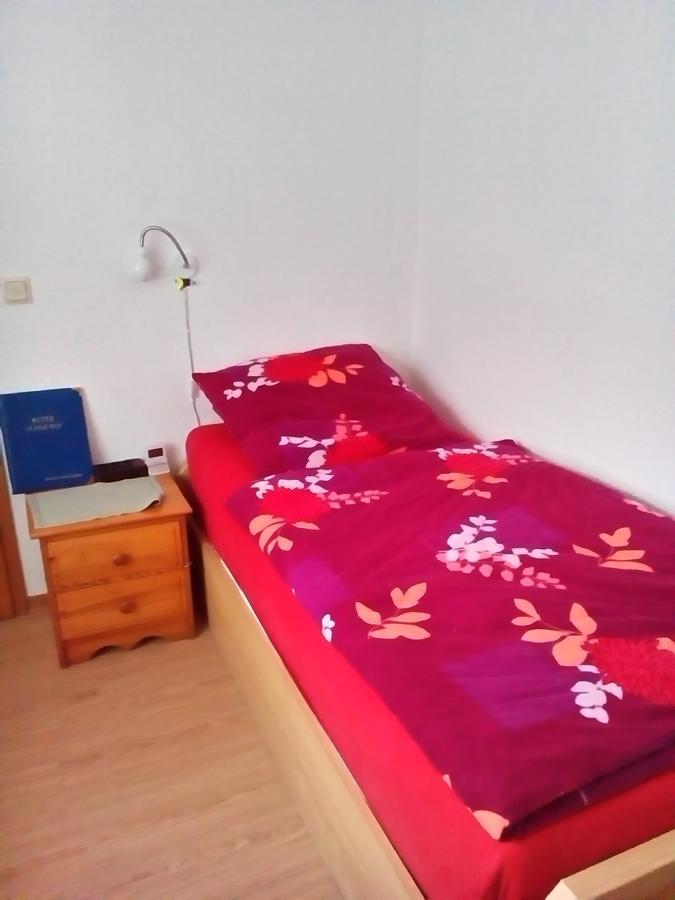 Monteurhotel Garni Alter Olper Hof 林德拉 外观 照片
