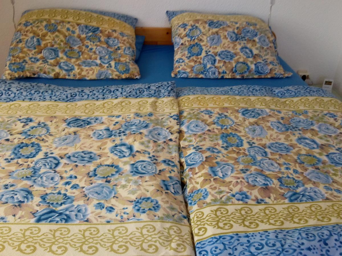 Monteurhotel Garni Alter Olper Hof 林德拉 外观 照片
